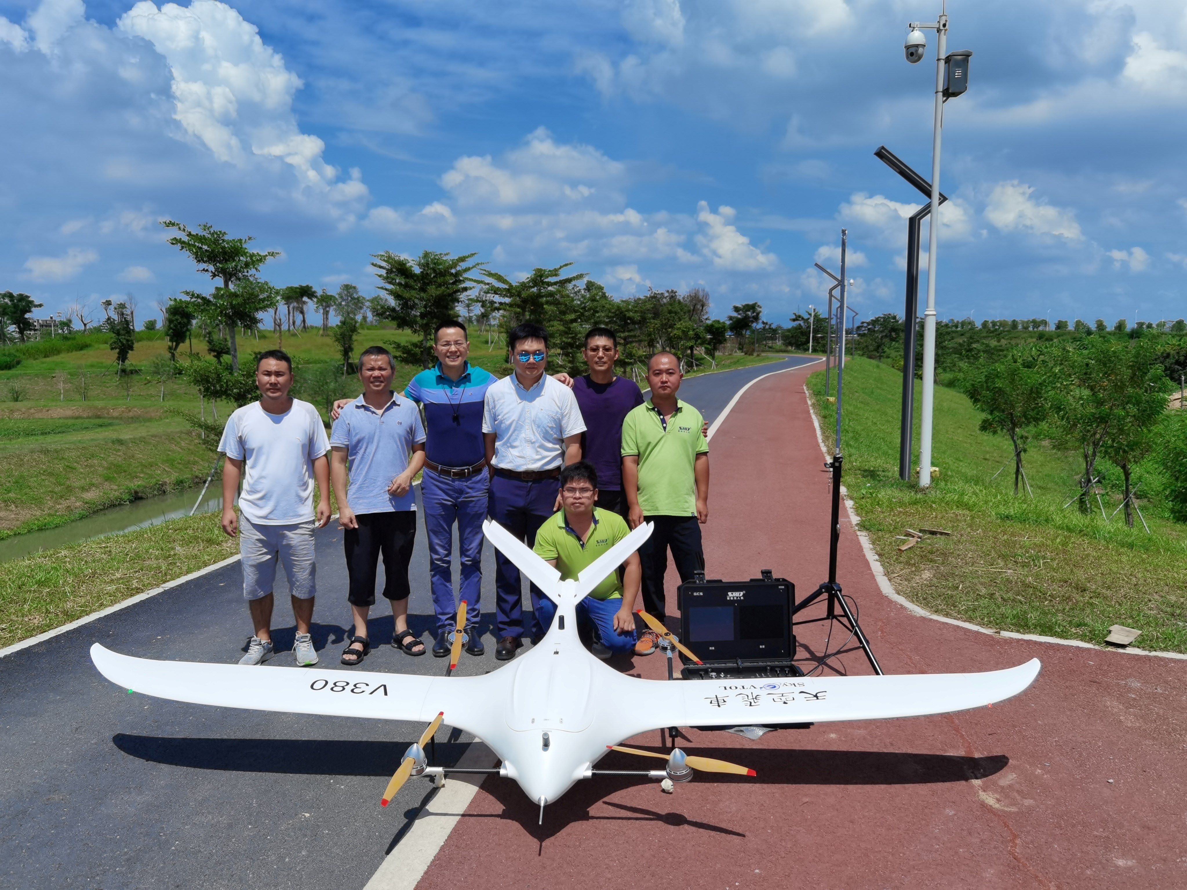 Latest company blogs about The Sky E team accepts the first V380 logistics drone